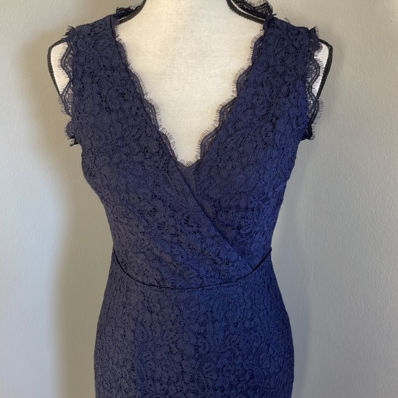 Adrianna Papell lace navy dress - Picture 3 of 16